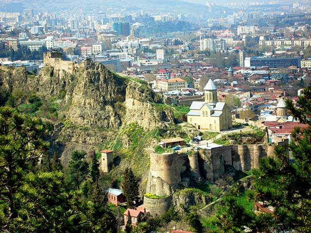 Тбилиси. Город тёплых ключей